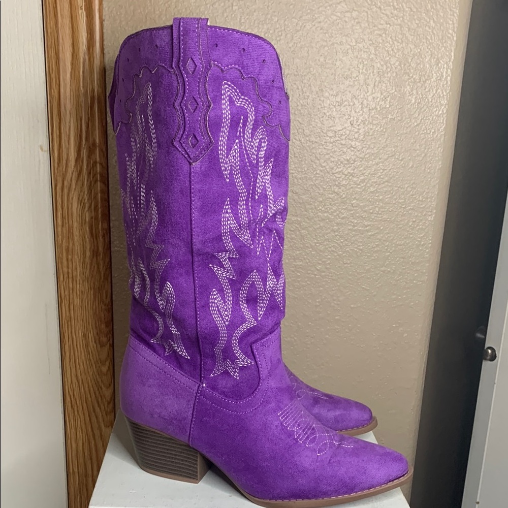 Purple Suede Western Cowgirl Boots - Women's Fashion Heel